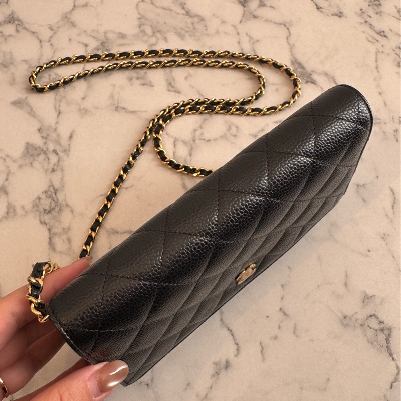 Chanel黑荔枝金雙C woc-1