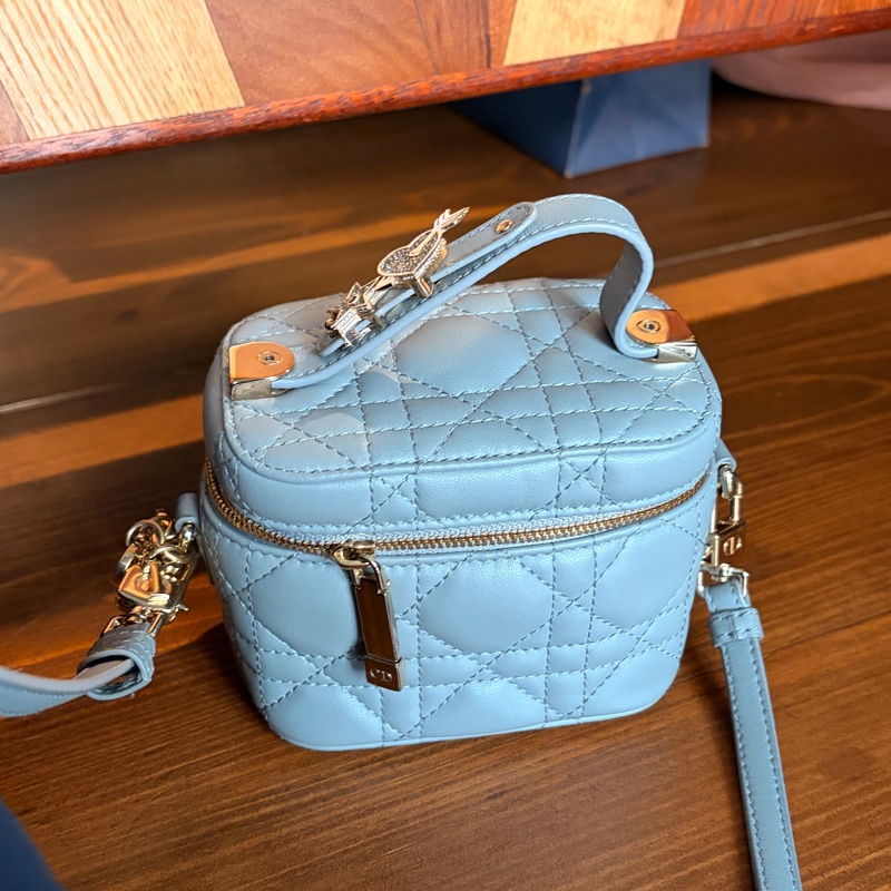 DIOR Lady Dior Micro Mini Vanity迪奧戴妃微型化妝包 超迷你 霧霾藍-0