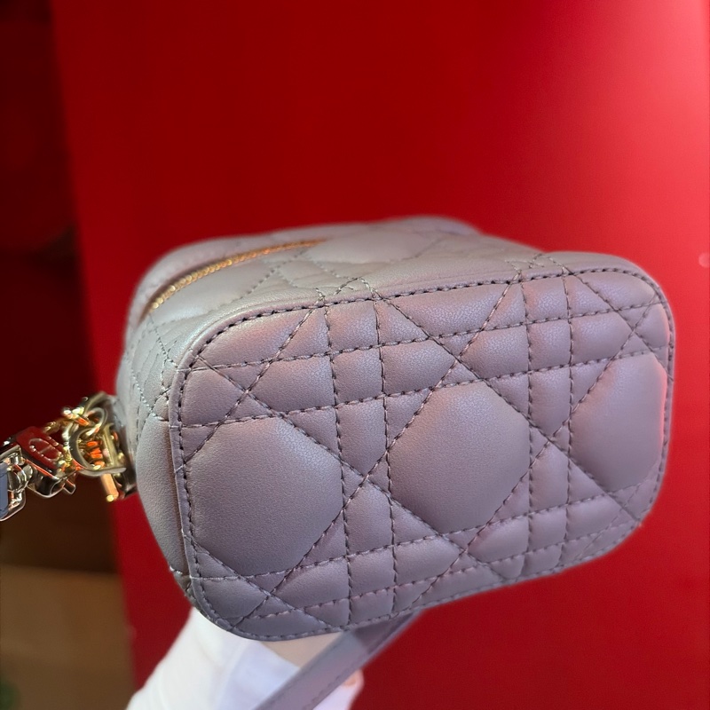 DIOR Lady Dior Micro Mini Vanity迪奧戴妃微型化妝包 超迷你 霧霾藍-10