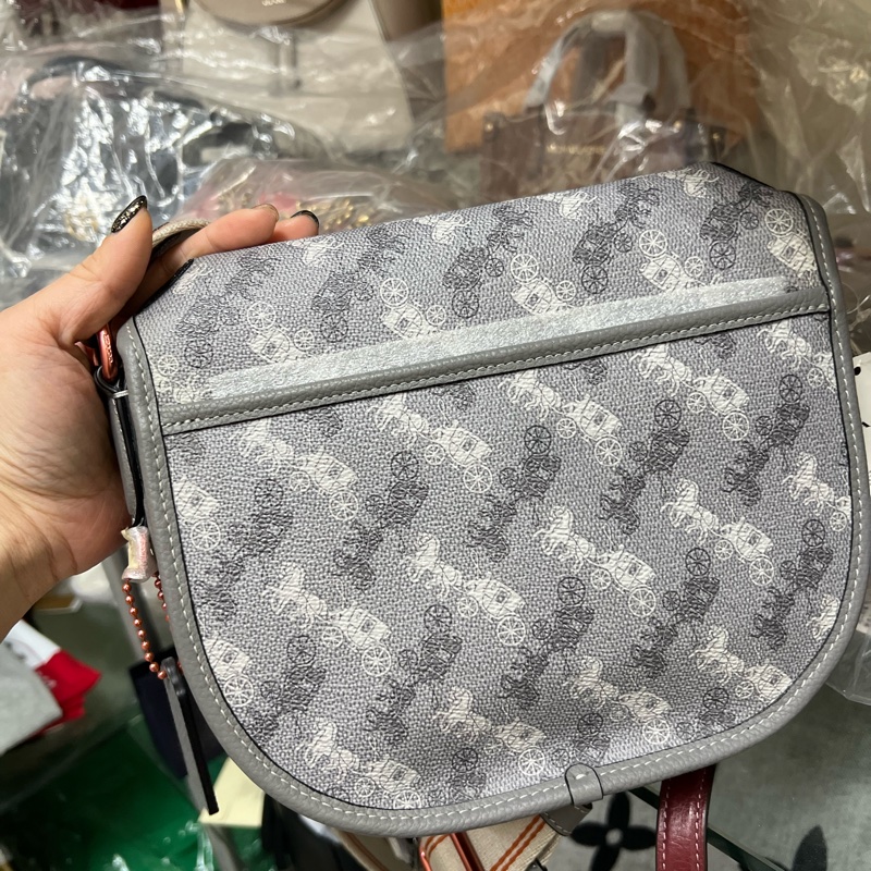 coach馬鞍包男包（女生也可以背喔）-1