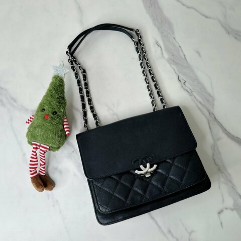 CHANEL 古巴黑牛銀扣鏈條包