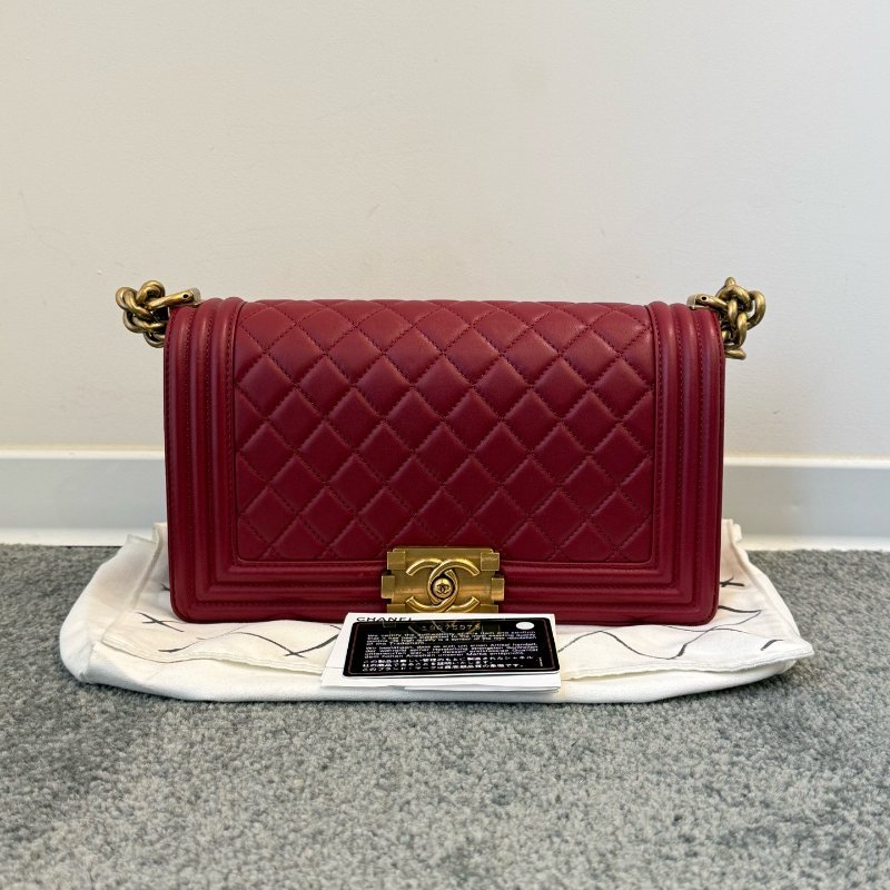 近新品 香奈兒/Chanel 紅色Leboy中號羊皮 經典菱格紋設計 金扣鏈條-5