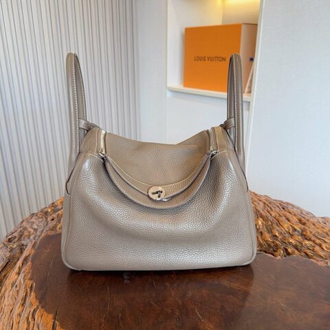 愛馬仕/Hermes Lindy30 大象灰銀扣 A刻 tc皮 手提肩背包