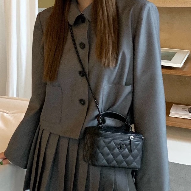 ✨Chanel so black化妝包 晶片款🖤-0