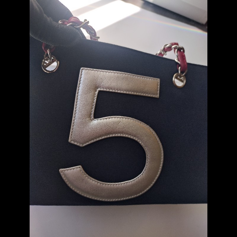 Chanel 銀鍊藍布銀白雙C5號托特包-5