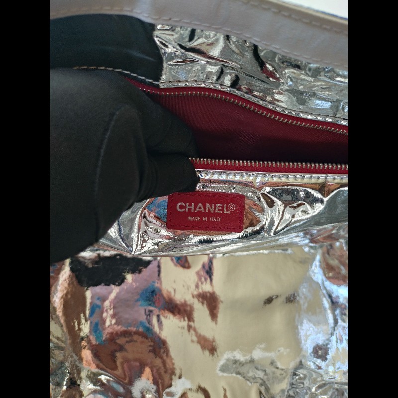Chanel 銀鍊藍布銀白雙C5號托特包-15