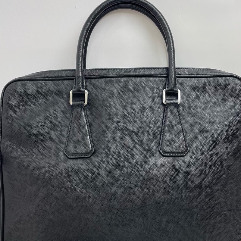 Prada/普拉達  黑色 紅標 公文包 手提包，尺寸：36*27*5，缺肩帶-5