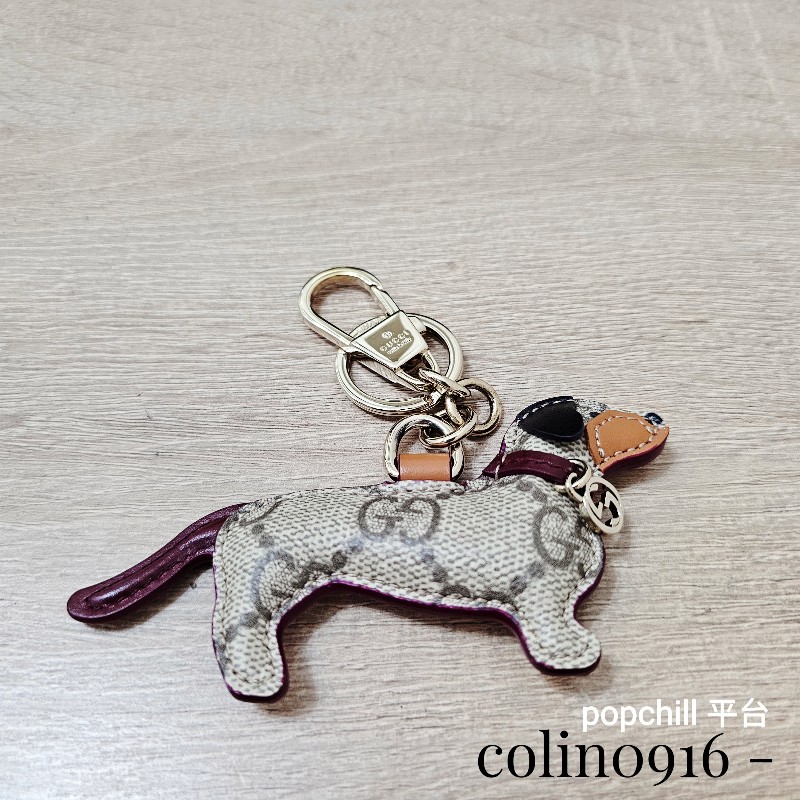 [狗奴必備🤣] Gucci老花棕色深紫皮革小狗吊飾-0