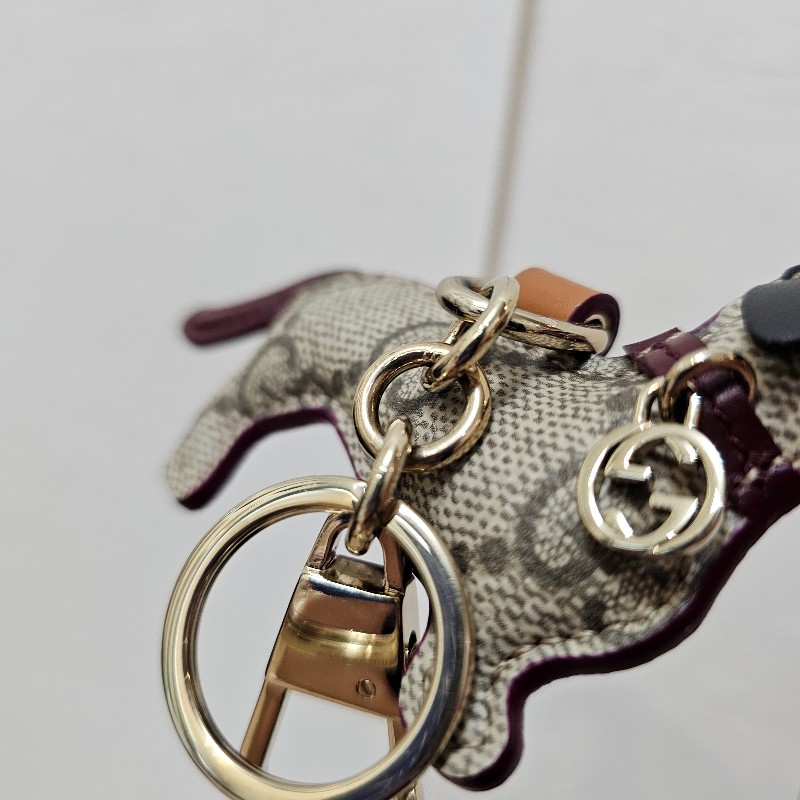 [狗奴必備🤣] Gucci老花棕色深紫皮革小狗吊飾-12