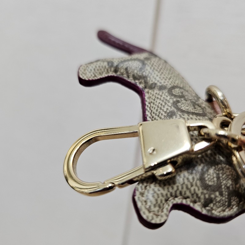 [狗奴必備🤣] Gucci老花棕色深紫皮革小狗吊飾-16