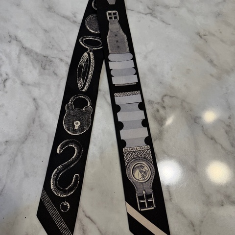 Hermes 黑底皮帶圖案Bride a Bloc Twilly