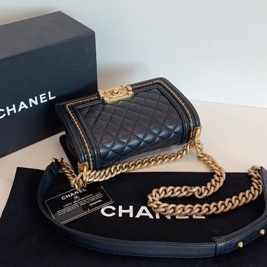 近新品 香奈兒/Chanel 宮廷繫列限定 黑金Leboy小號鏈條包-3