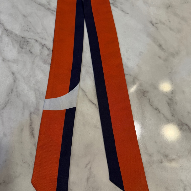 Dior 寶藍底塔羅牌Twilly-5