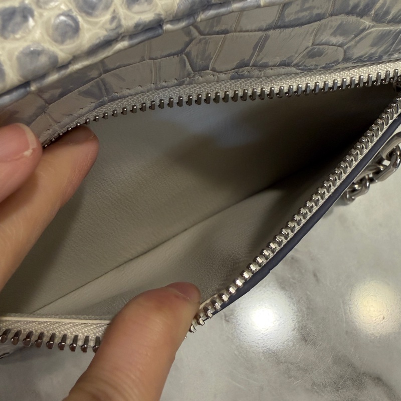 LV 冰川藍白鱷魚皮銀釦mini soft trunk N80066-21