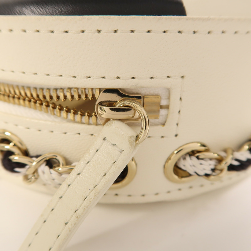 CHANEL 牛皮皮革Chain Shoulder金扣鏈帶肩背袋-18