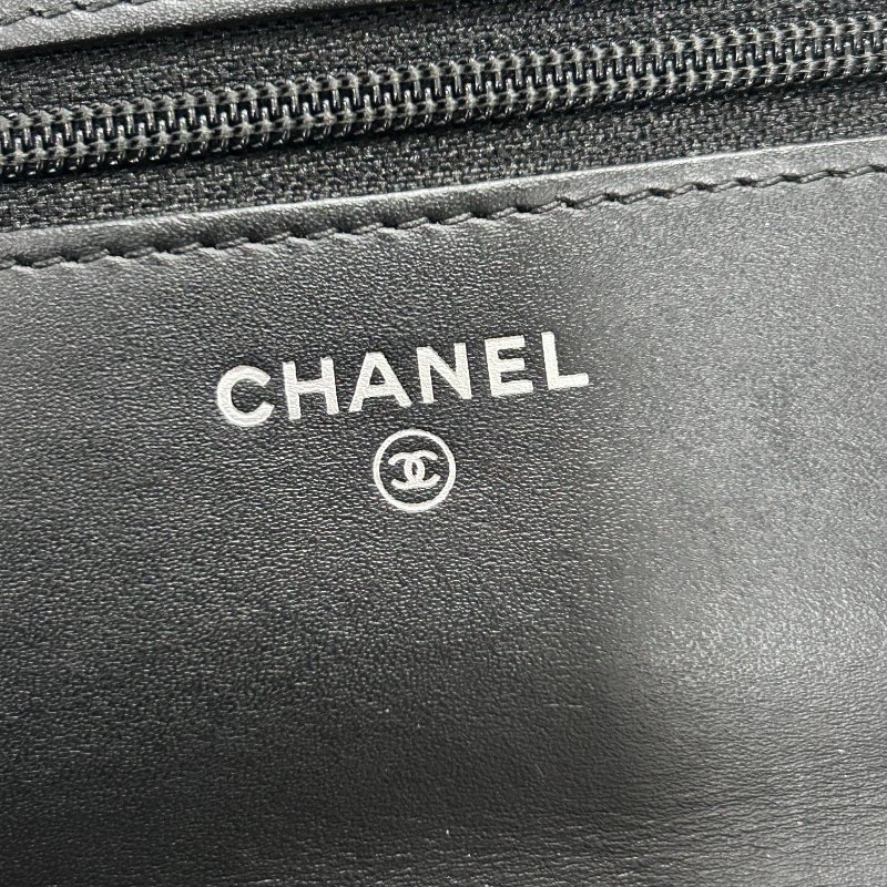 CHANEL 香奈兒 翻蓋包 雙ＣLOGO WOC 長夾鍊包  荔枝小牛皮 黑色 銀扣-14
