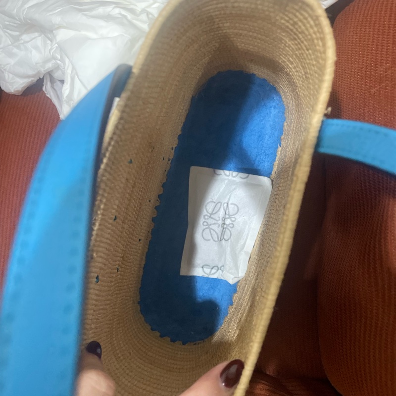 Loewe 編織包 超好看天空藍 數量少-10