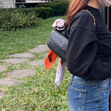 lv 法棍 肩背包（可斜背）-2