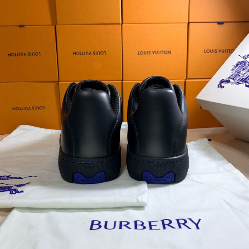 🎁全新未試穿 2024新款盒裝 Burberry 巴寶莉 全黑 戰馬休閒鞋（原價27500）-7