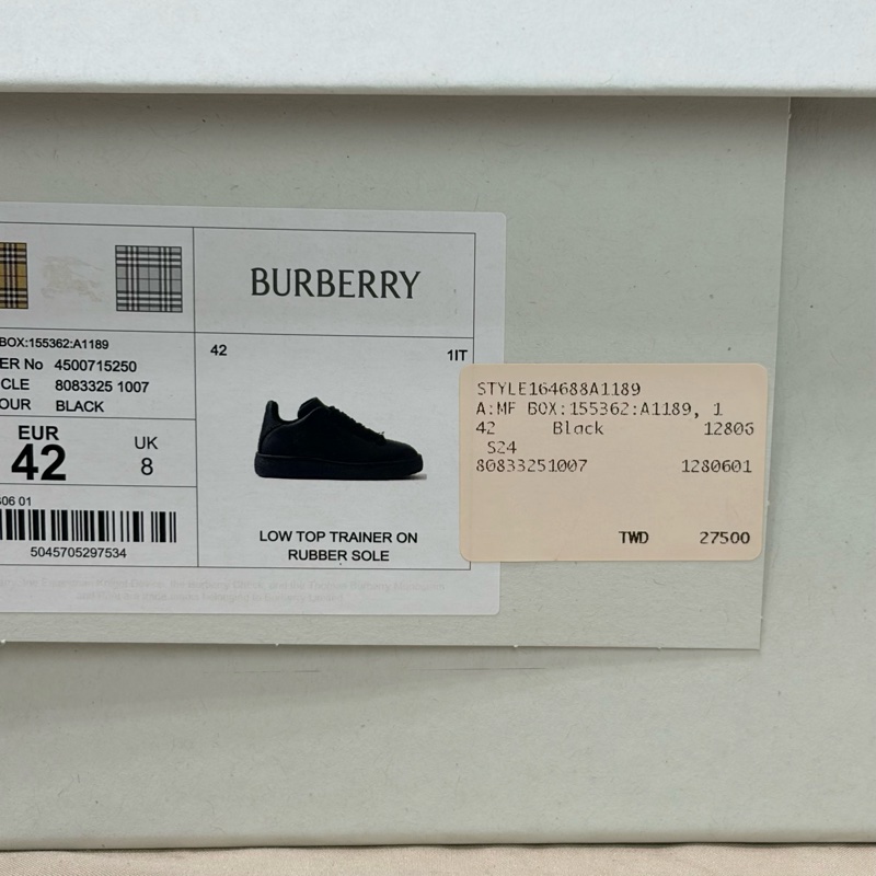 🎁全新未試穿 2024新款盒裝 Burberry 巴寶莉 全黑 戰馬休閒鞋（原價27500）-9