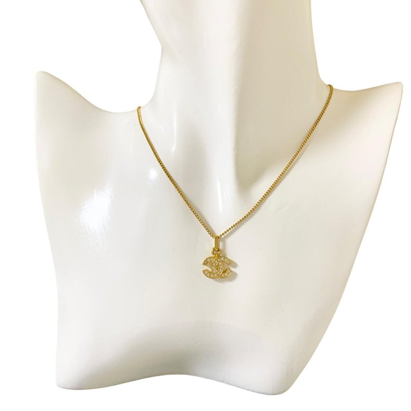 🛍️🎁 26 🔥 2月新品上架 新年情人節💘 CHANEL 香奈兒 經典款 Chanel 金色水鑽雙CC頸鏈 🔥 香奈兒熱賣款 香奈兒經典款 耳環 CHANEL EARRING-4