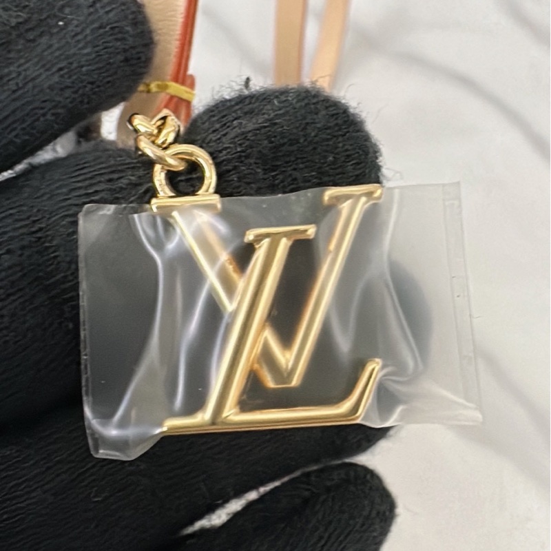 全新LV插畫家聯名限量貓咪吊飾（低於專櫃價）-11