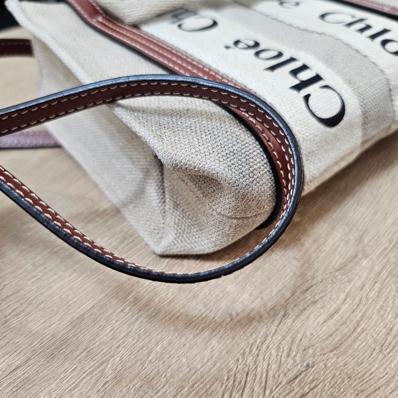 [過新年超甜優惠出🧧] Chloe亞麻帆布棕色牛皮WoodyMini手提斜背包-17