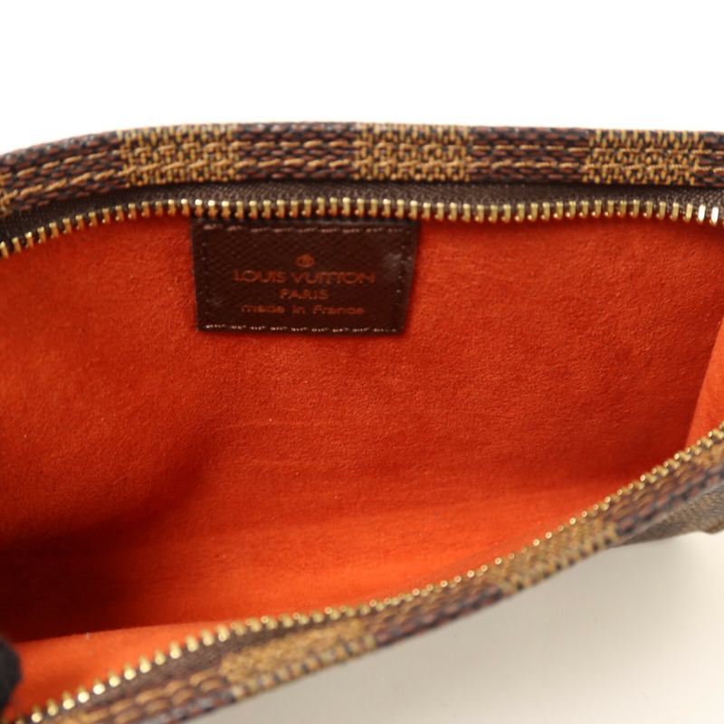 LOUIS VUITTON Damier Marais金扣肩背袋-15