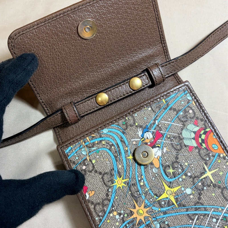 🦆近全閒置 盒裝齊全 Gucci 古馳 迪士尼 唐老鴨聯名款 老花斜背小包/手機包-4