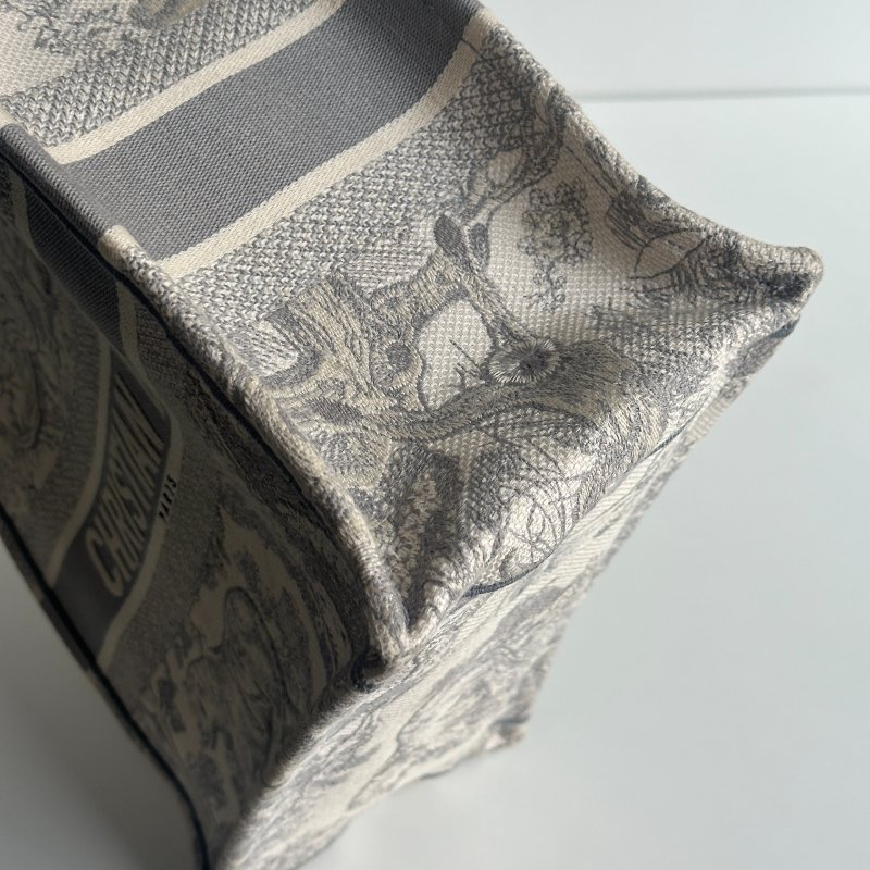 98新🩶 Dior 迪奧 Book Tote 中型托特包 米棕色和灰色-12