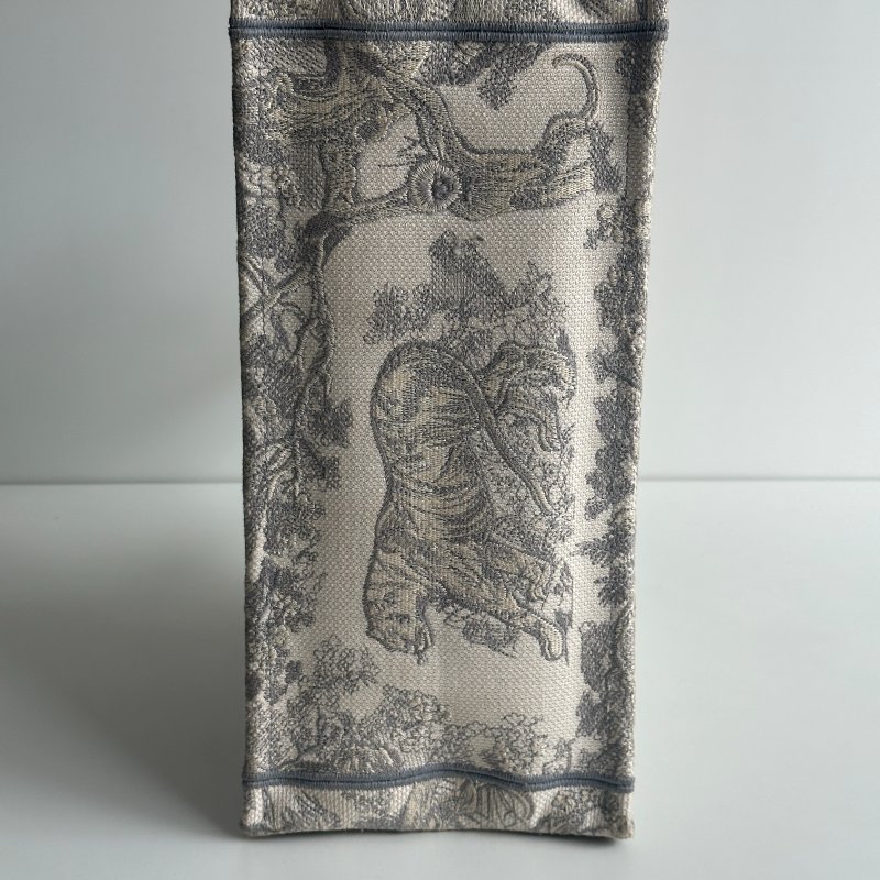98新🩶 Dior 迪奧 Book Tote 中型托特包 米棕色和灰色-15