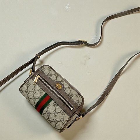 莉亞精品♡ Gucci 517350 老花小相機包 二手