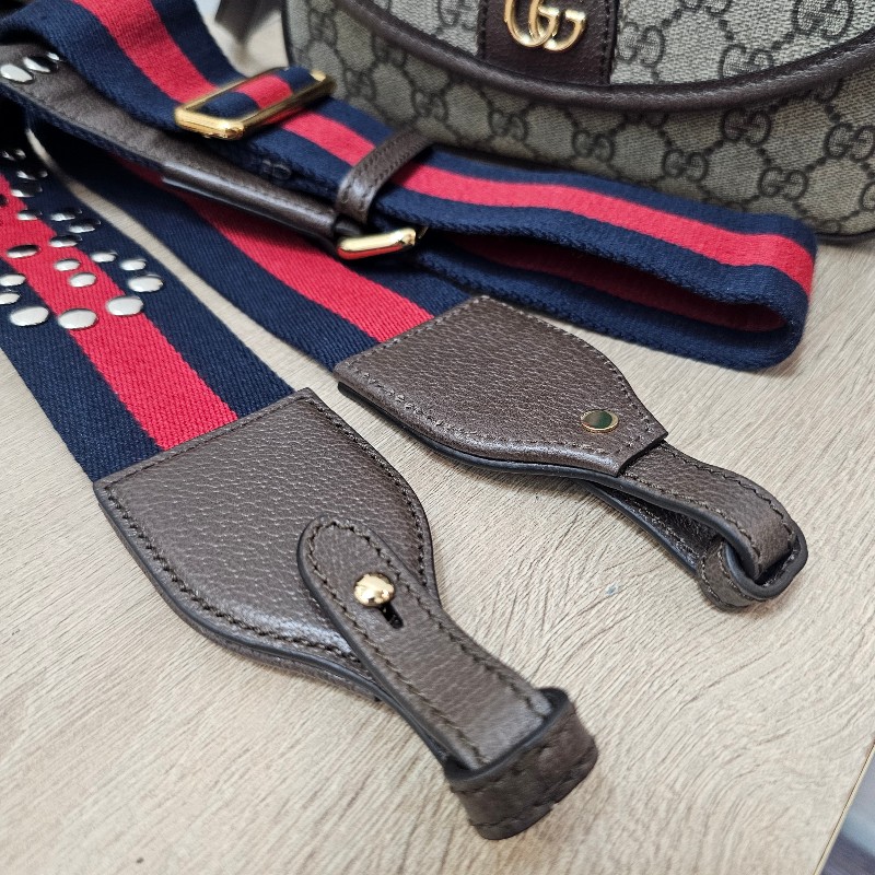 [ 新年經典款回饋福利❣️] Gucci 老花Ophidia金釦磁吸肩斜背包-22