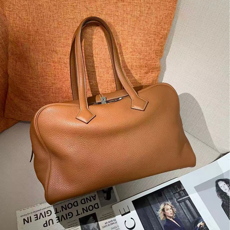 Hermes Victoria 35 金棕銀扣-1