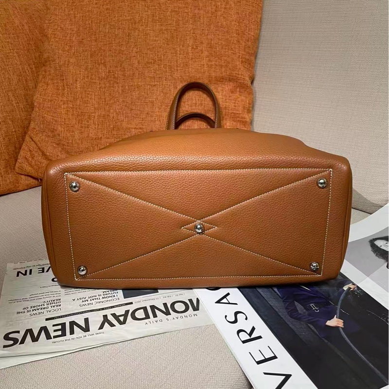 Hermes Victoria 35 金棕銀扣-4