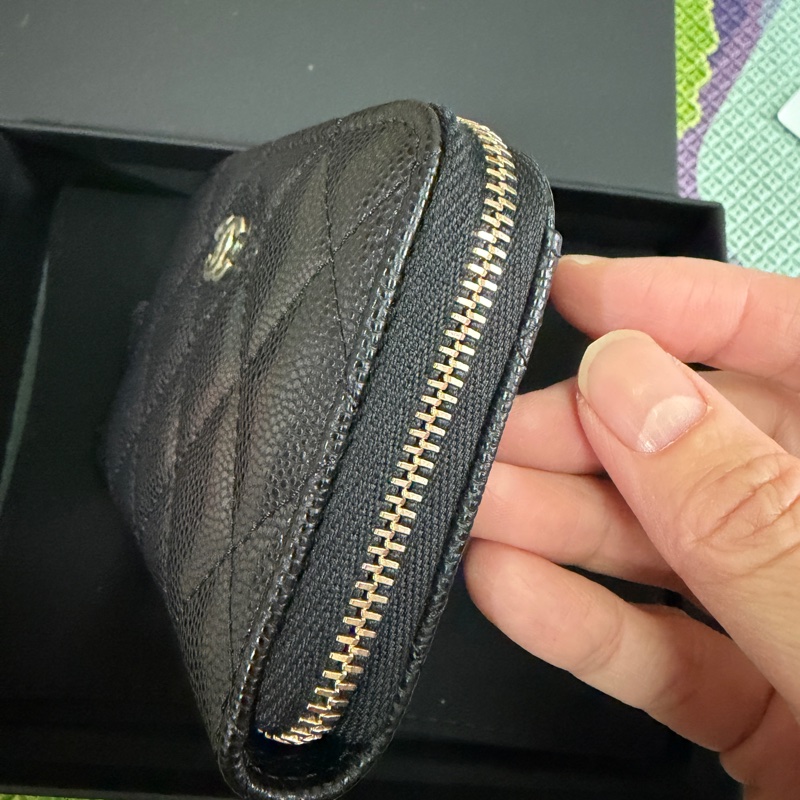 香奈兒。新款黑銀ㄇ字卡包，零錢包-2