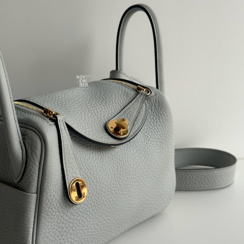 99新🆕 Hermès 愛馬仕 Mini Lindy 聖杯藍金釦 一代-1