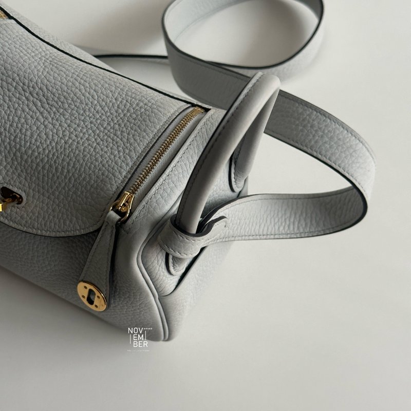99新🆕 Hermès 愛馬仕 Mini Lindy 聖杯藍金釦 一代-6