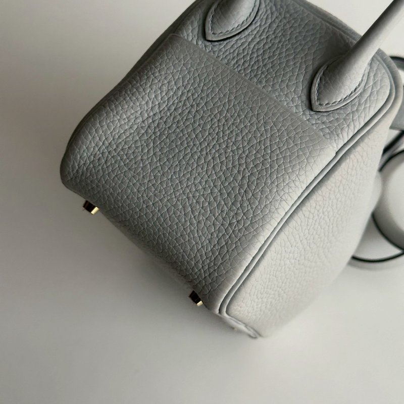 99新🆕 Hermès 愛馬仕 Mini Lindy 聖杯藍金釦 一代-12