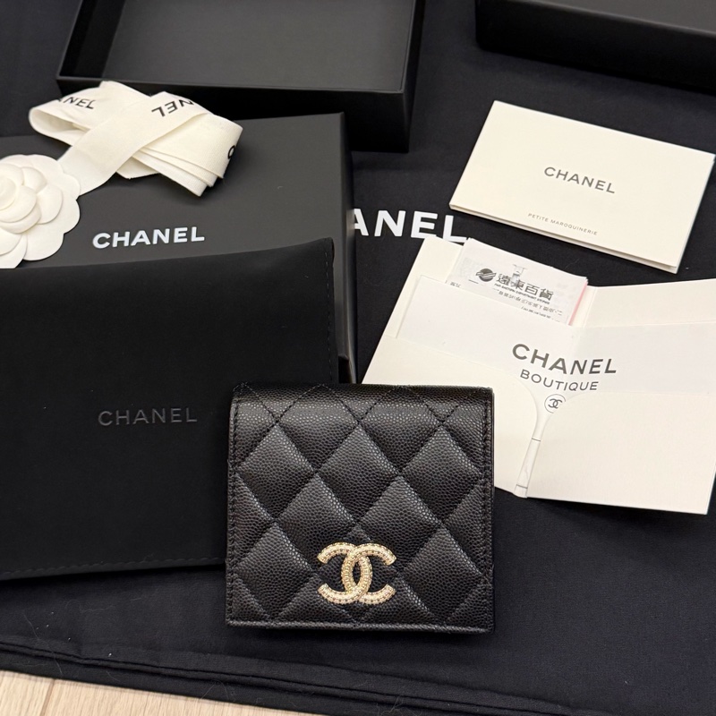 CHANEL新款 / 全新 / 荔枝牛皮/中短夾-2