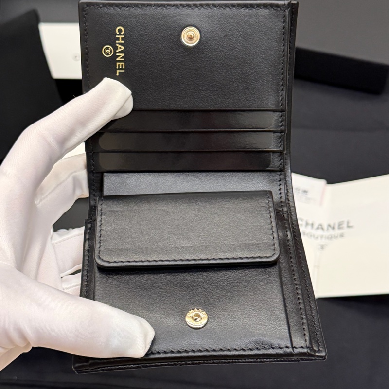 CHANEL新款 / 全新 / 荔枝牛皮/中短夾-3