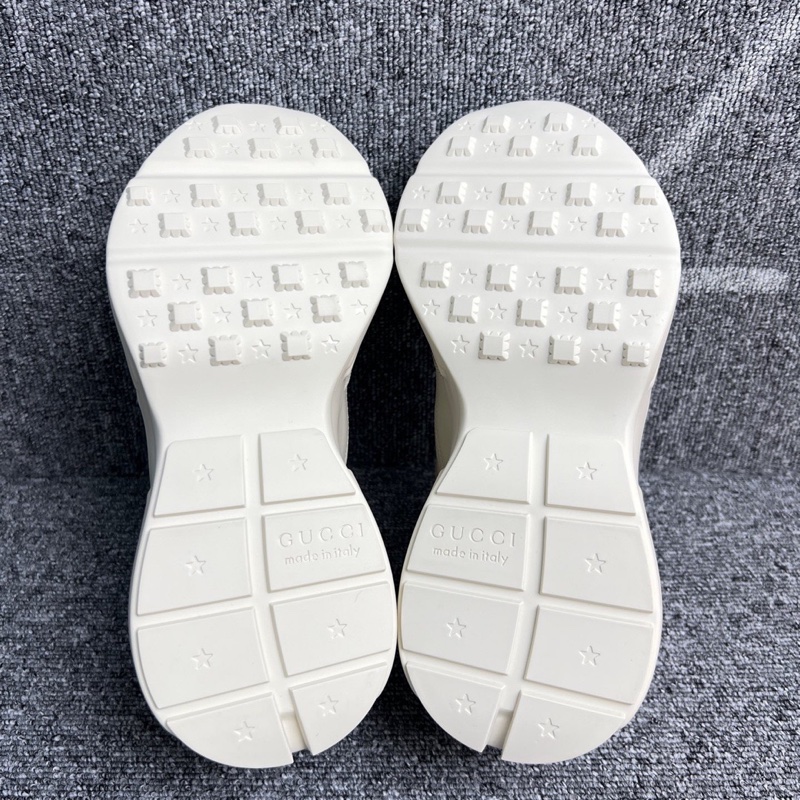 全新 Gucci 米白色皮面櫻桃愛心印花老爹鞋36.5碼-4