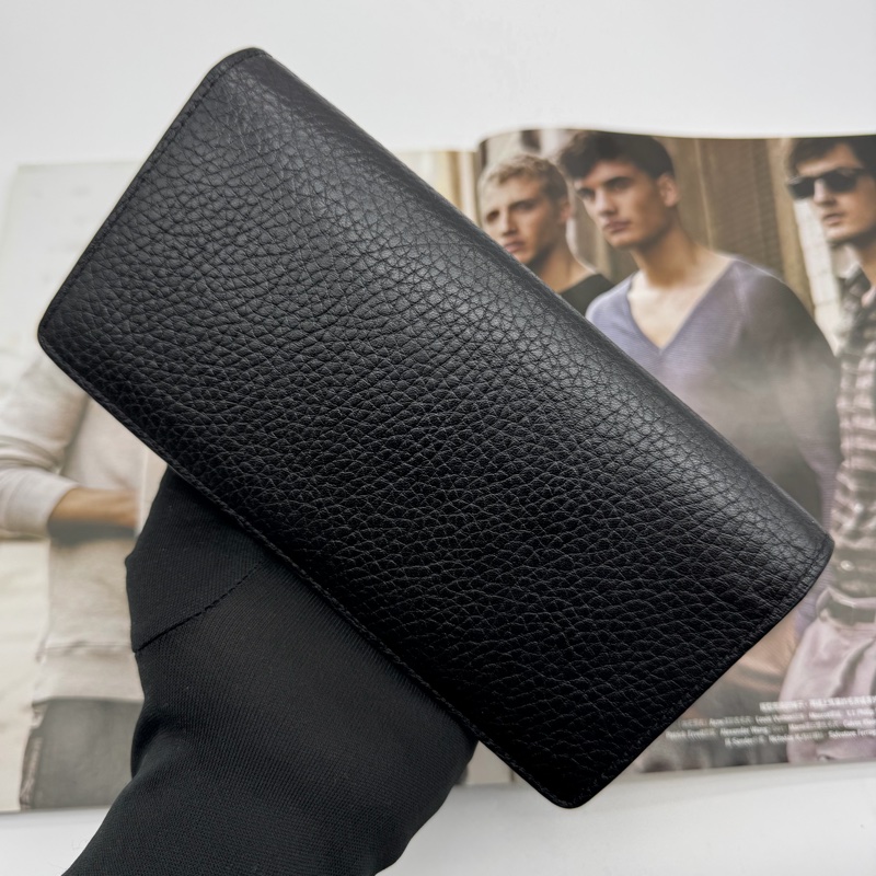 LOUIS VUITTON LV Brazza 荔枝紋牛皮黑色長夾-16