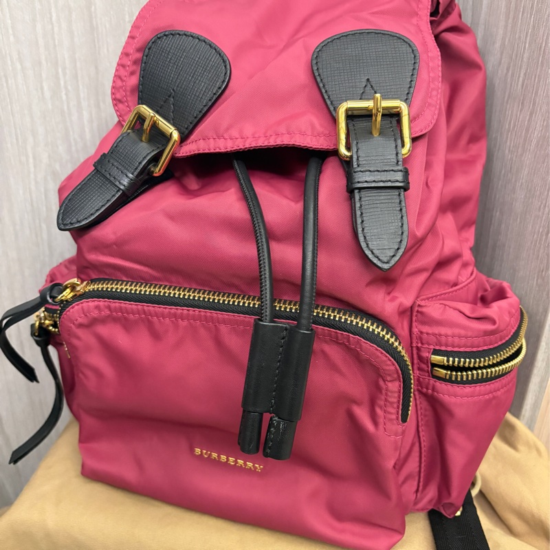 Burberry 莓果色 後背包-4