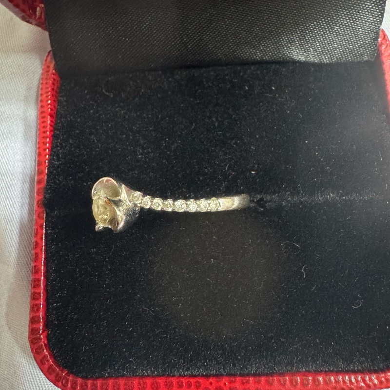 漢神巨蛋引雅專櫃購買的鑽石白K金戒指-13