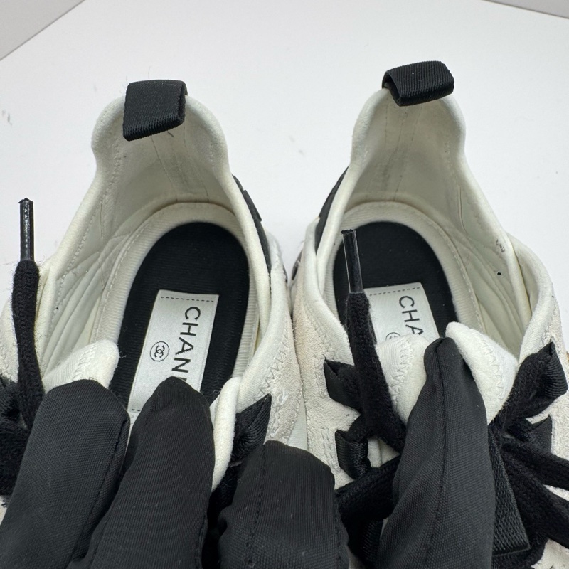 98新 Chanel香奈兒黑白熊貓拼色雙C運動鞋 尺碼 37.5-13