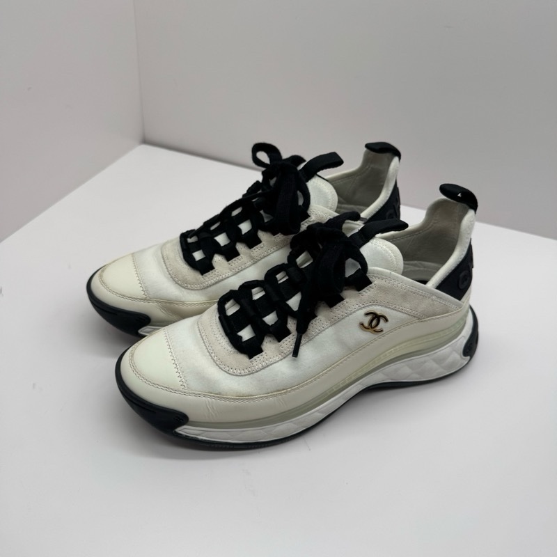 98新 Chanel香奈兒黑白熊貓拼色雙C運動鞋 尺碼 37.5-16