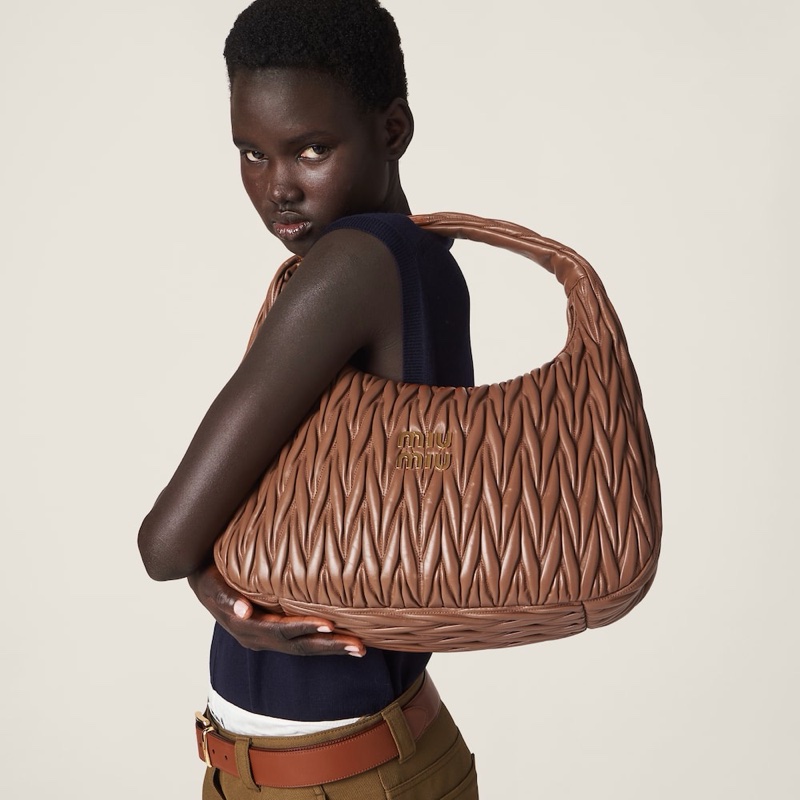 Miu Miu 女士 Miu Wander matelassé徽標手提包均碼碼40cm*9.5cm*31cm-0