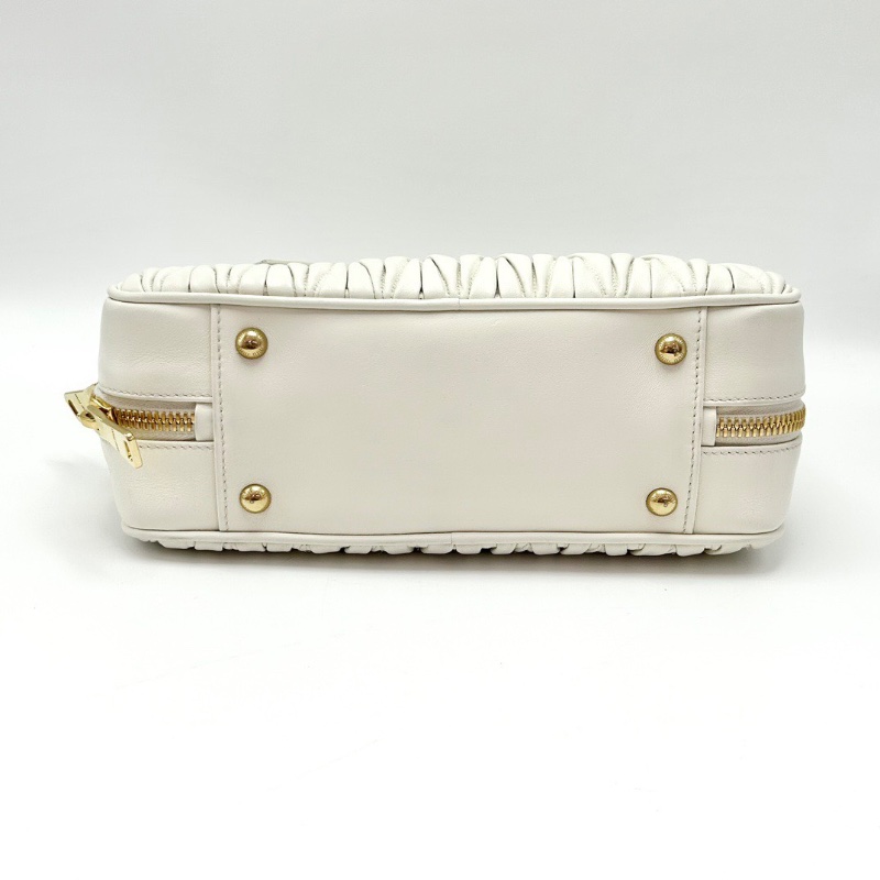 MIUMIU Arcadie白色手提肩背斜背包28*12*10 98新配件塵袋-4