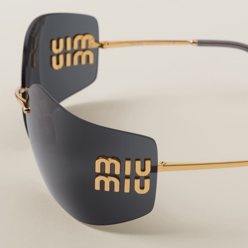 Miu Miu 女士 徽標太陽鏡均碼碼橋寬: 1.4cm; 鏡腿長: 11cm; 鏡片直徑: 8cm-5